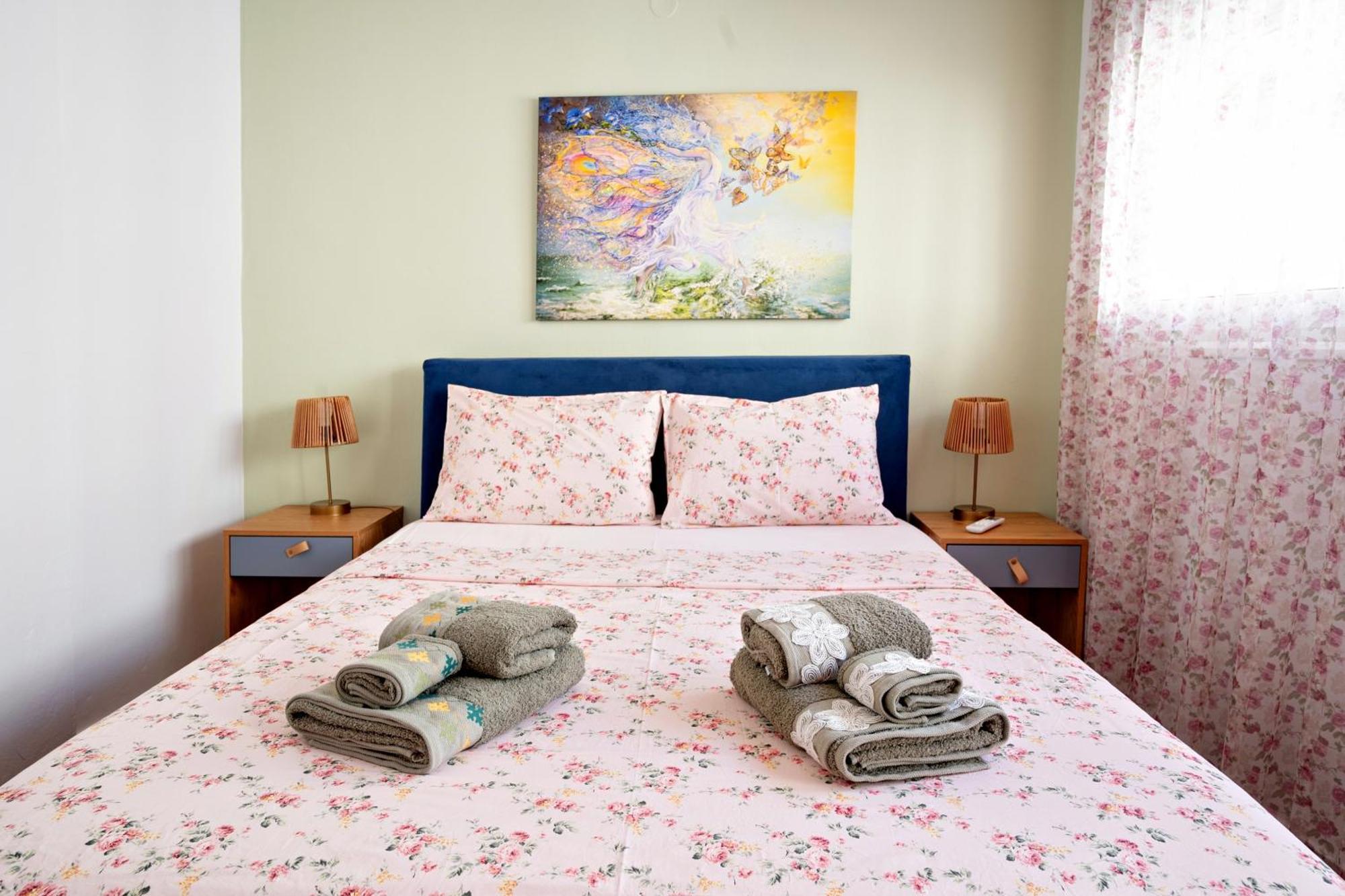 Xperience Central Apartments Heraklion Rum bild